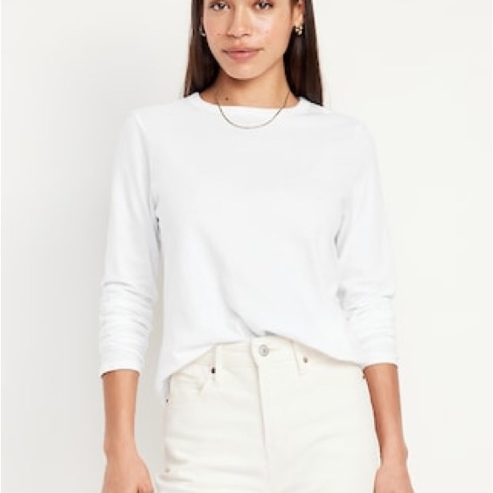 Old Navy EveryWear White Long Sleeved Tee